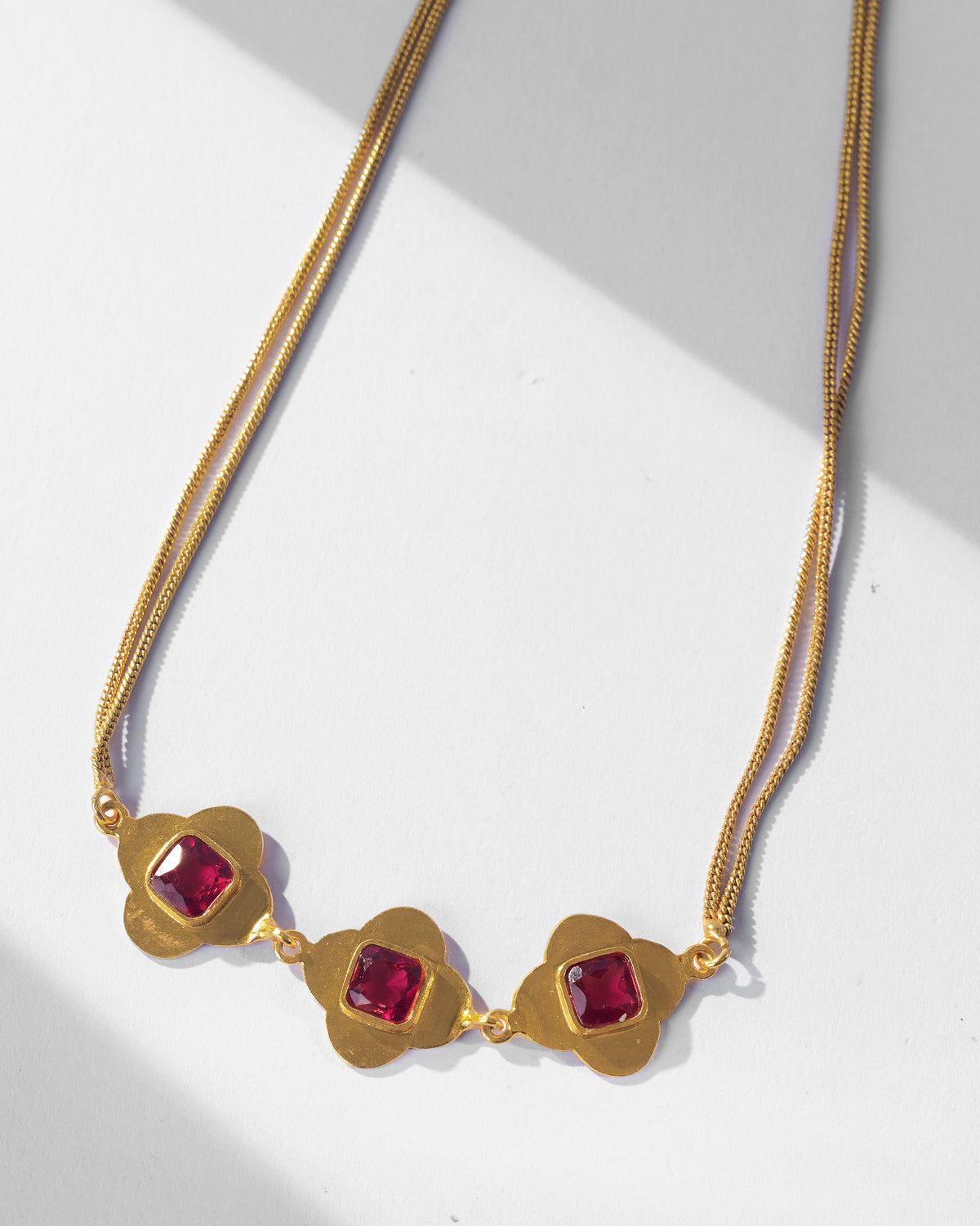 Ahiliya Choker - Gold