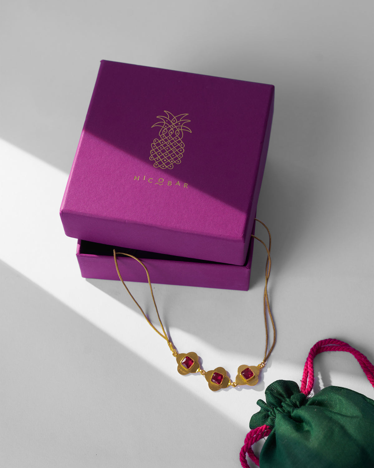 Ahiliya Choker - Gold