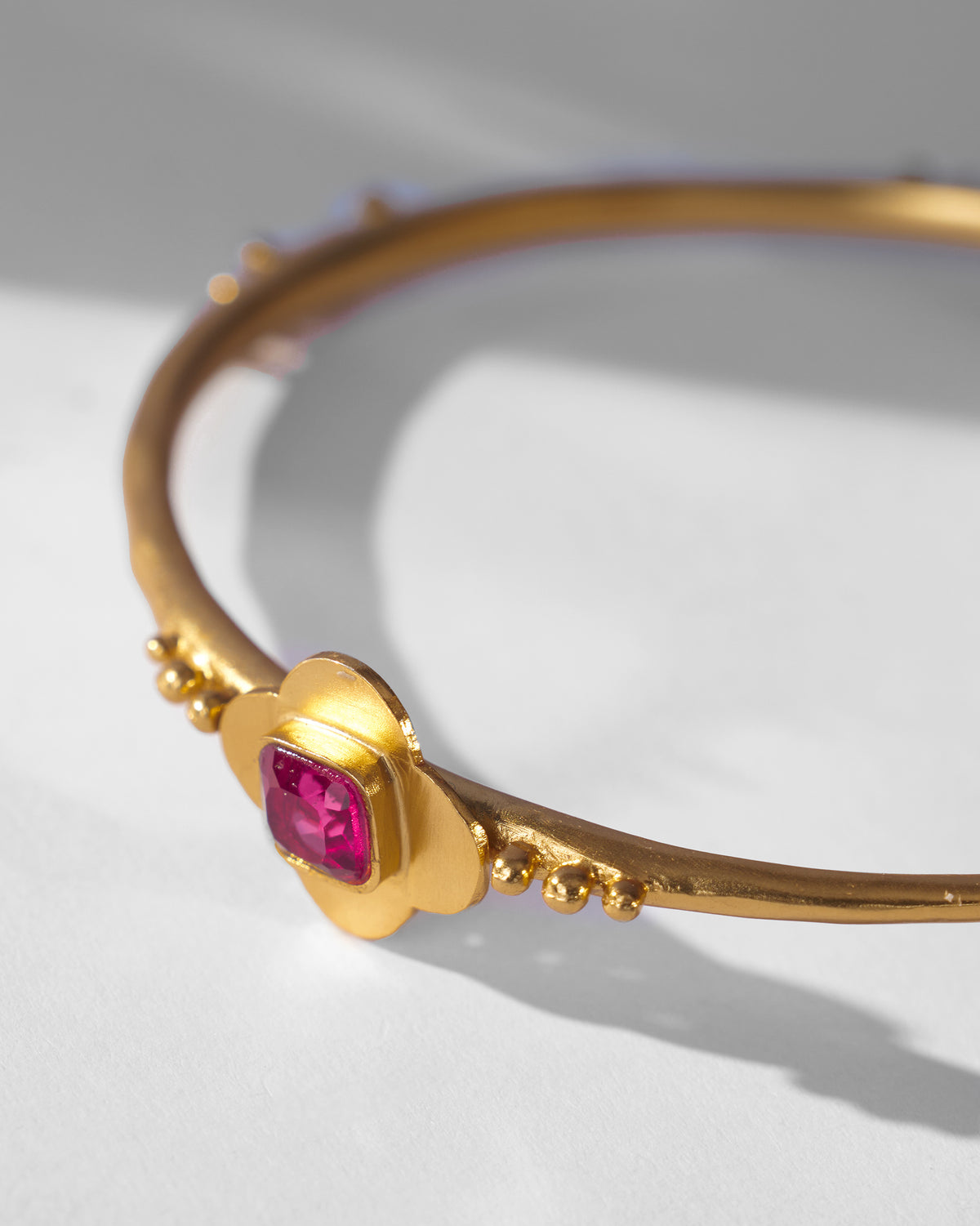 Ahiliya Bangle - Gold