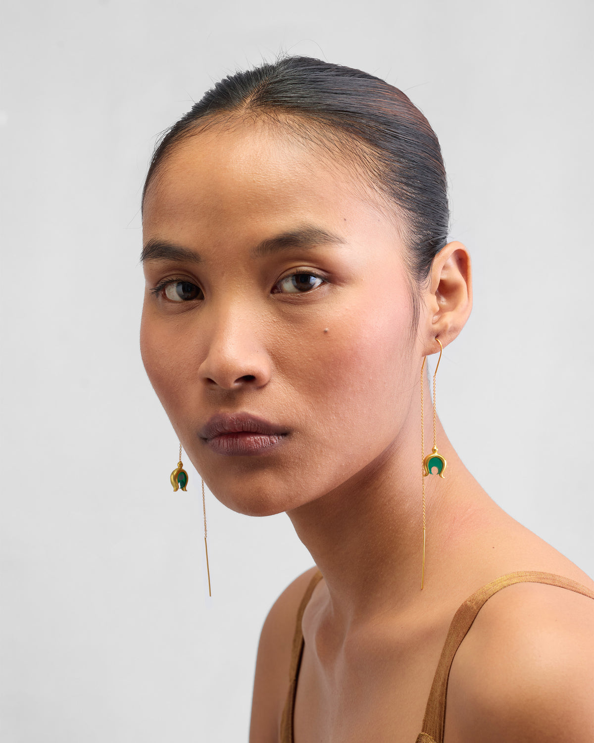 Chandphool Sui Dhaga Earrings - Gold