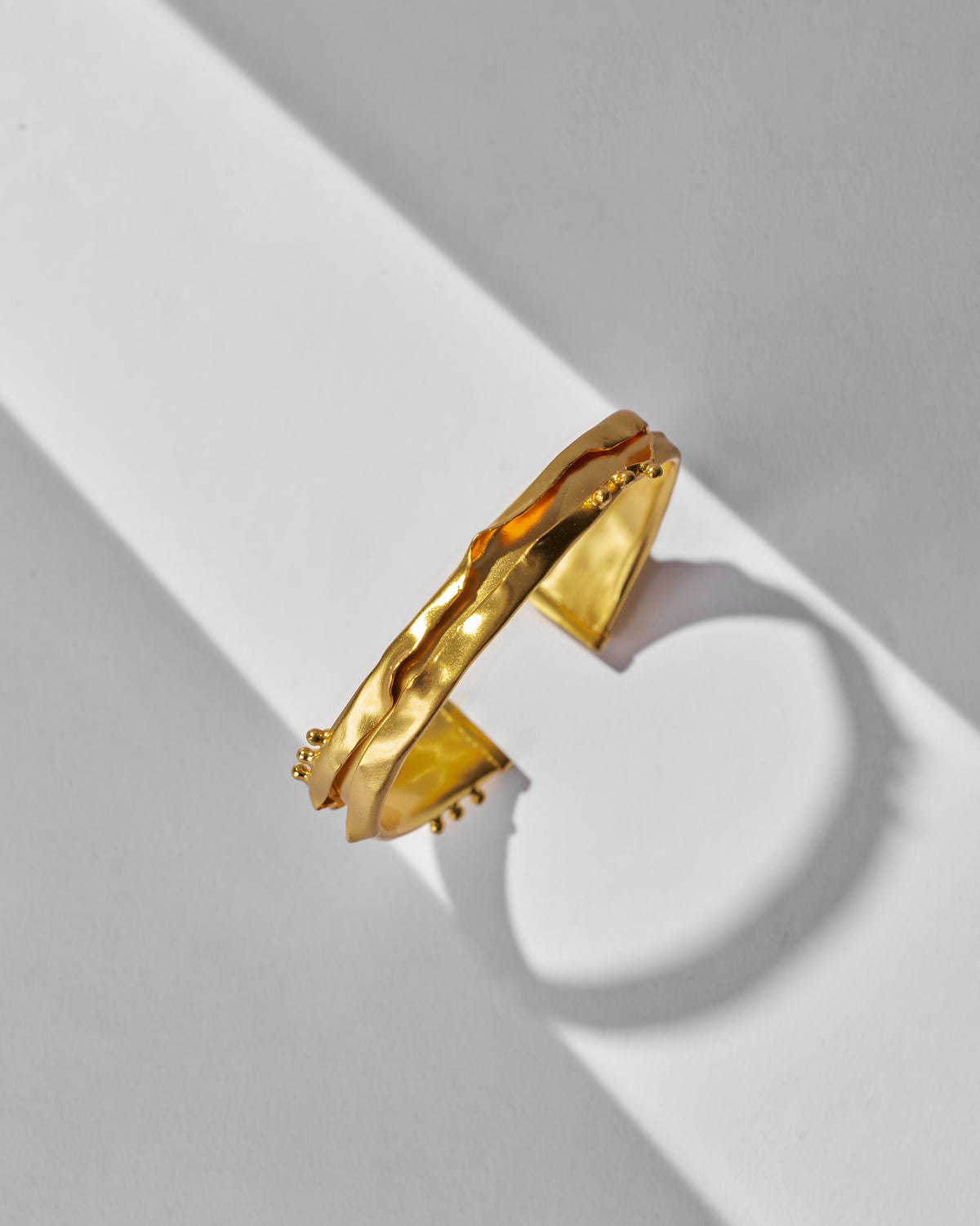 Dhaara Cuff - Gold