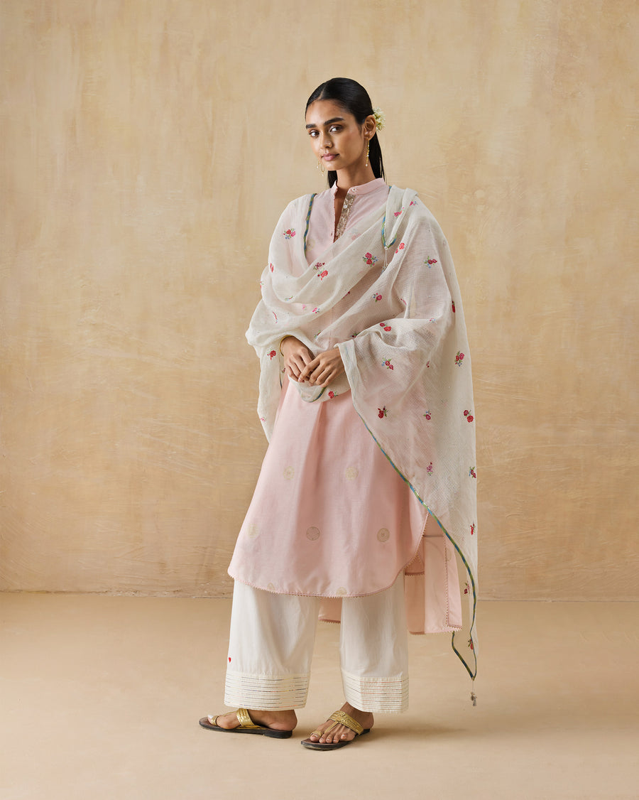 The Radiant Kurta worn with ivory Numa Pants and the Swish Dupatta.