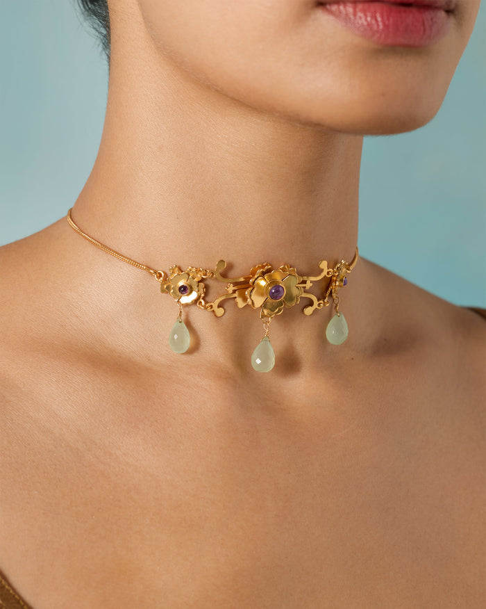 Kesar Choker - Gold