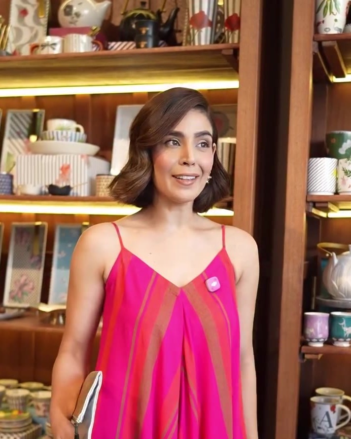 Roohi Marjara, look 1