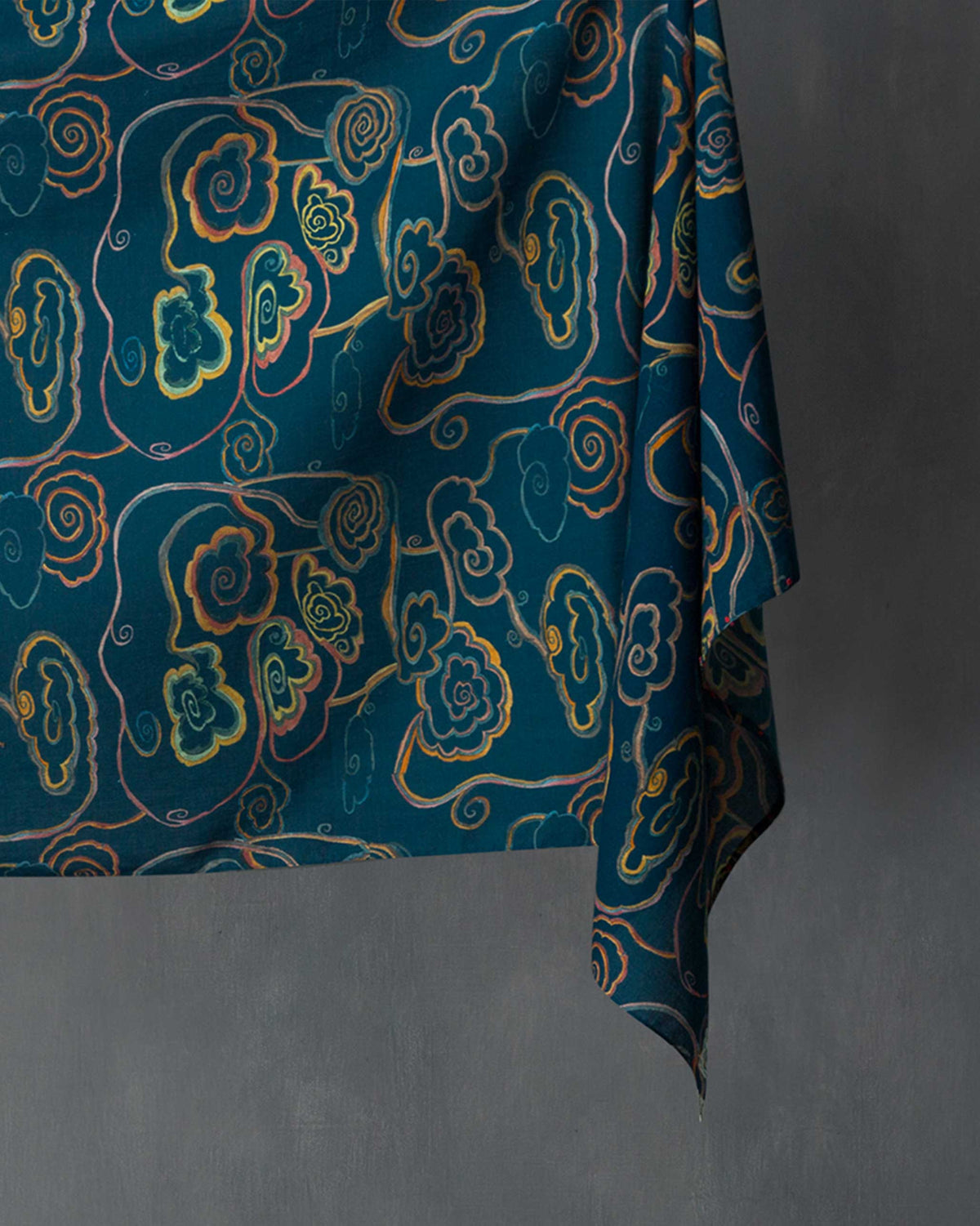 Floating Scarf thumbnail 2