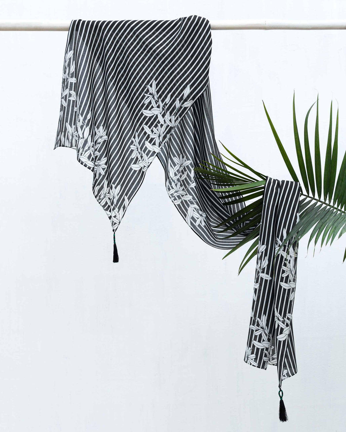 Stripe & Leaf Scarf thumbnail 2