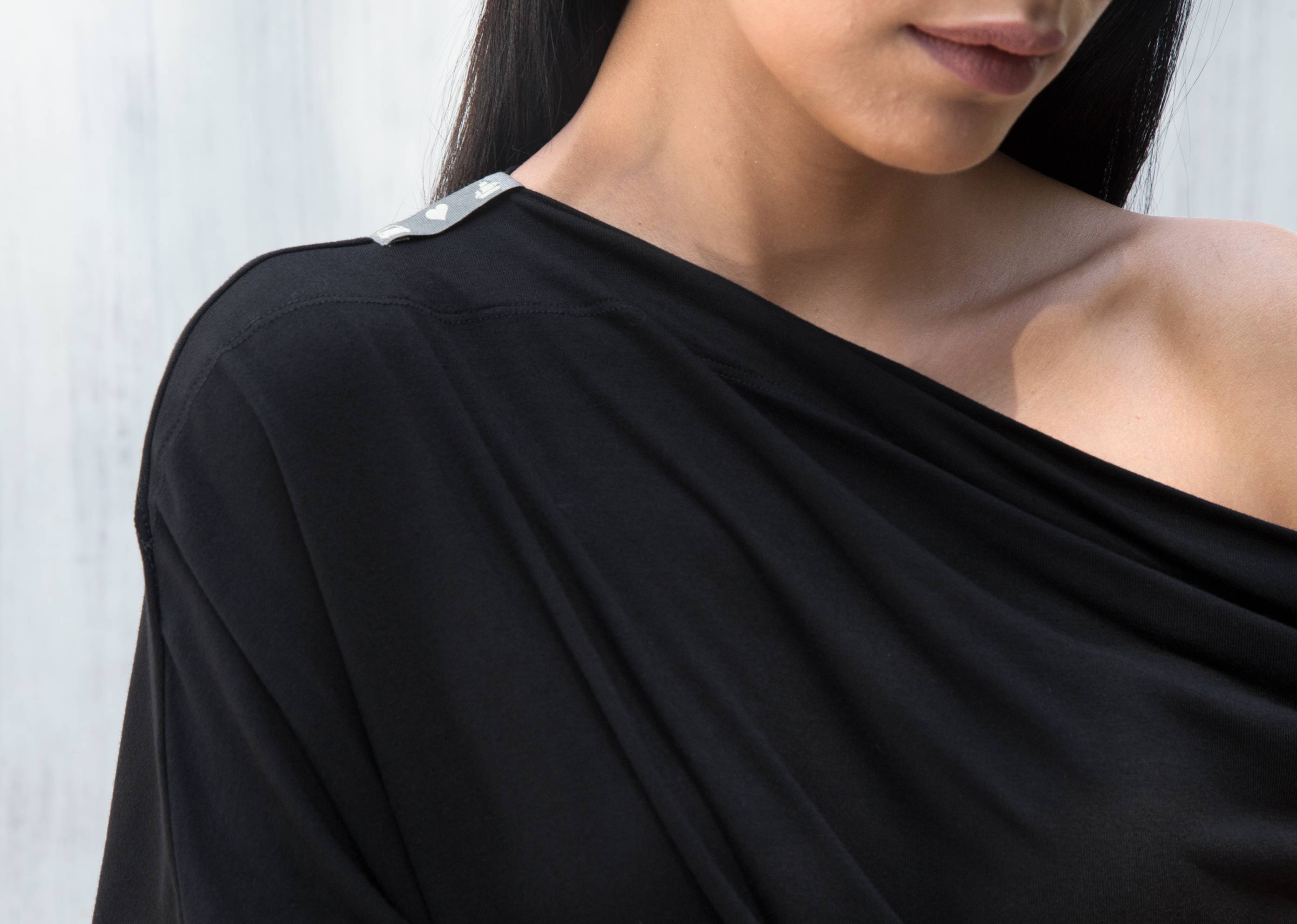 Ukiyo Off Shoulder Top - Black