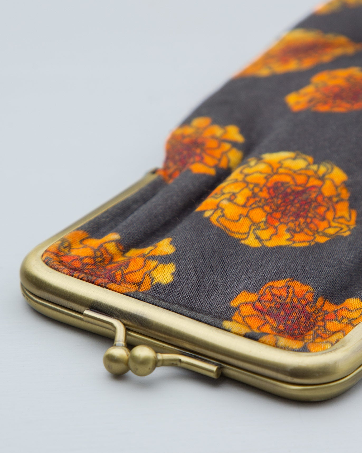 Hana Spectacle Case - Charcoal