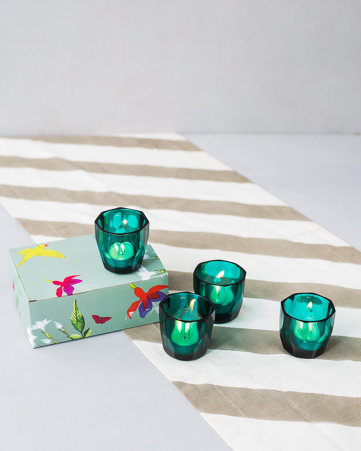 Emerald votives With Scented Tealights (set of 4)