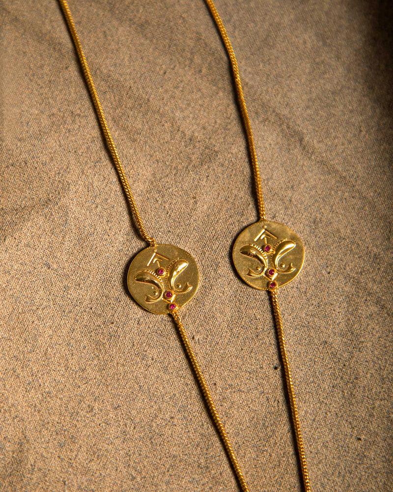 Naukayan Round Necklace