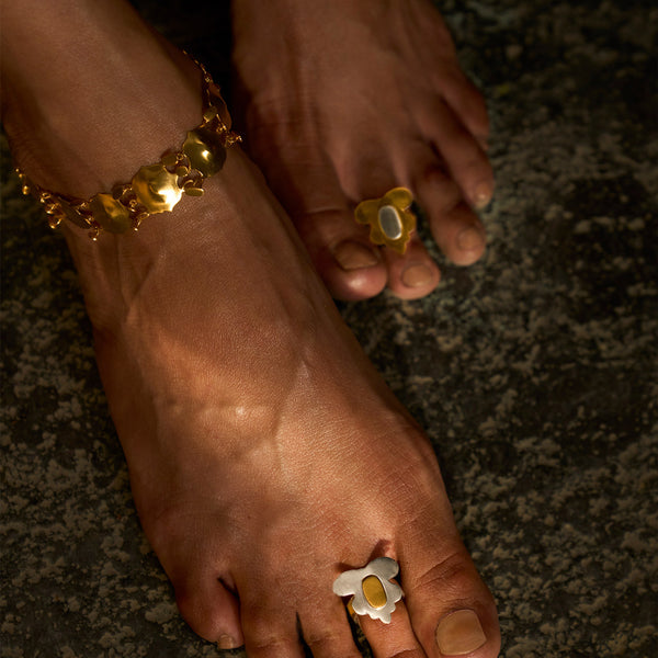 Share more than 171 gold toe rings in tanishq xkldase.edu.vn