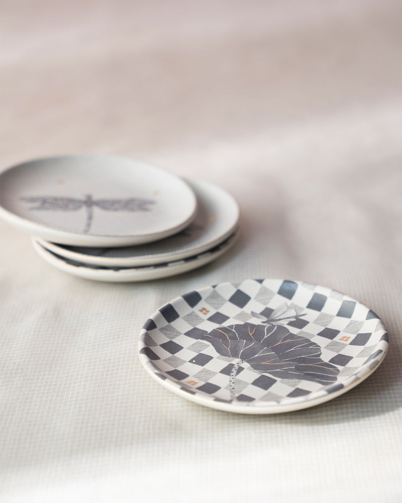 Nectar tea plates (set of 4)