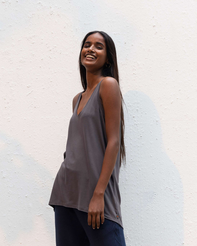 Ukiyo Racerback Tank - Charcoal