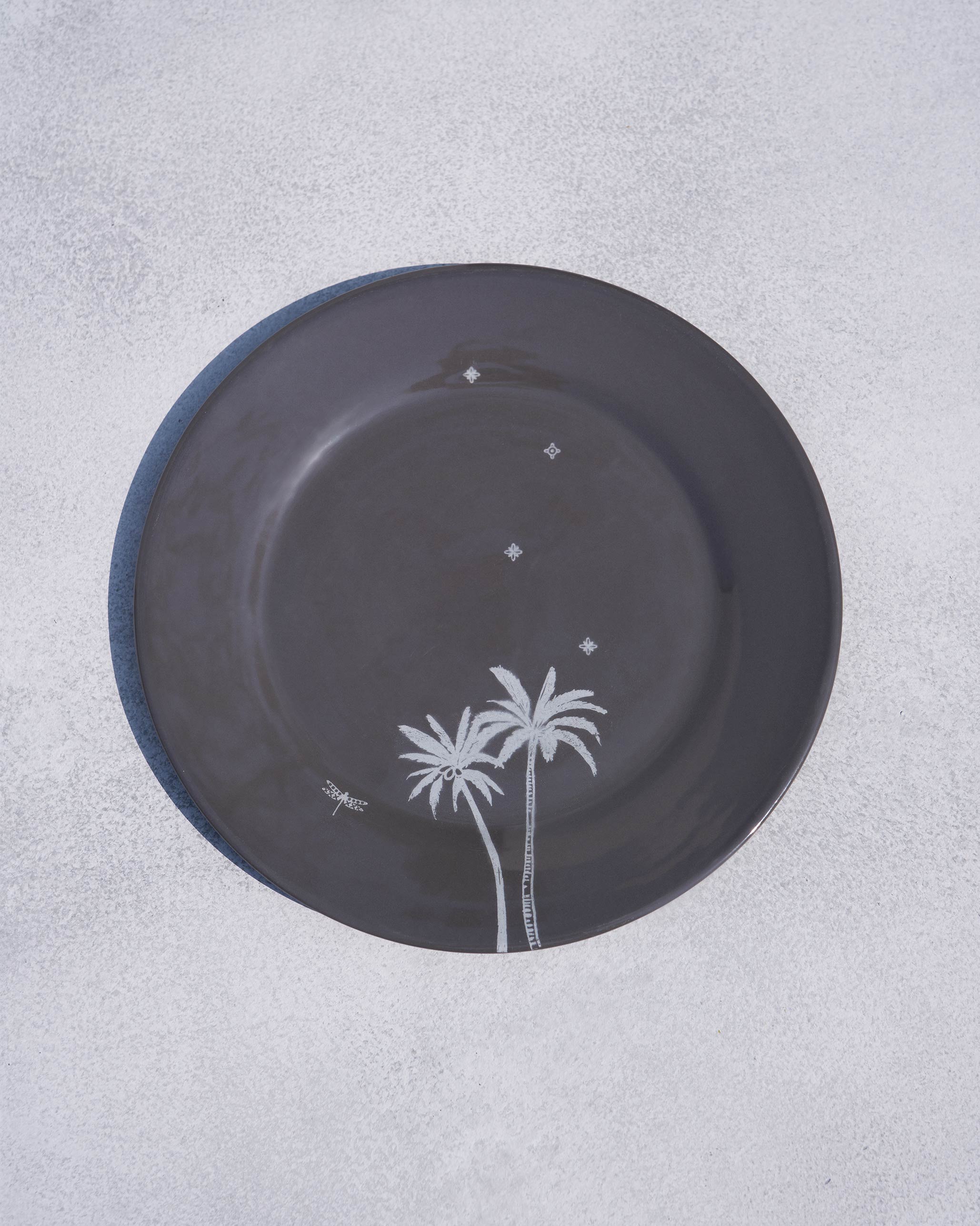 Swaying Palm Quarter Plate - Charcoal