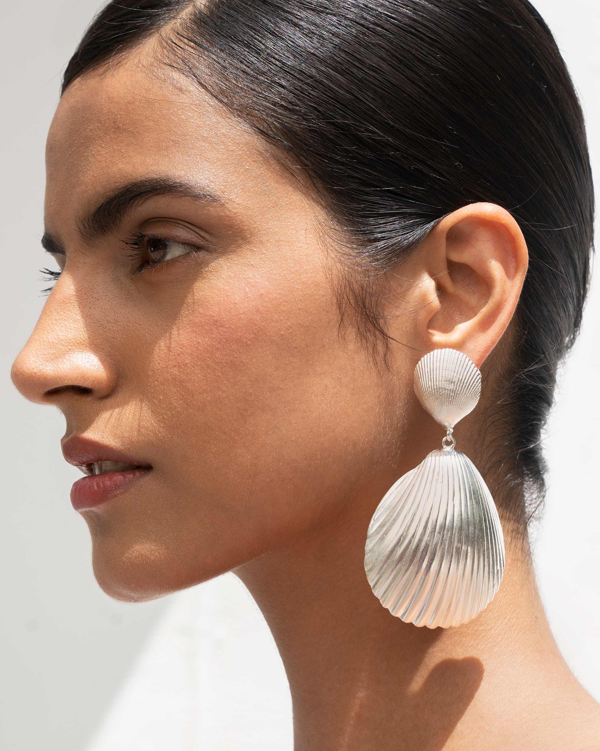 Fan Shell Earrings - Silver