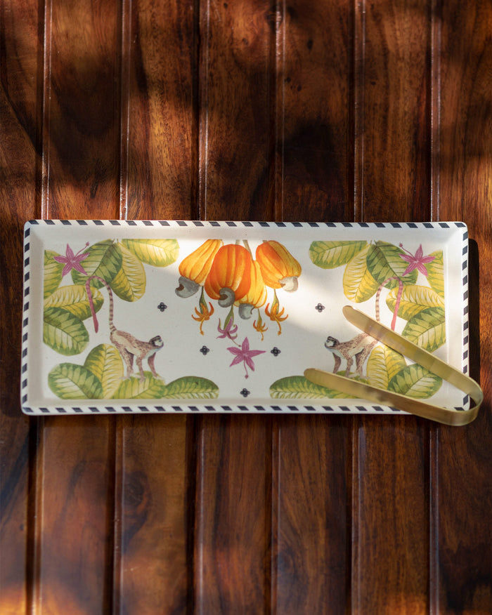 The tray and tongs together