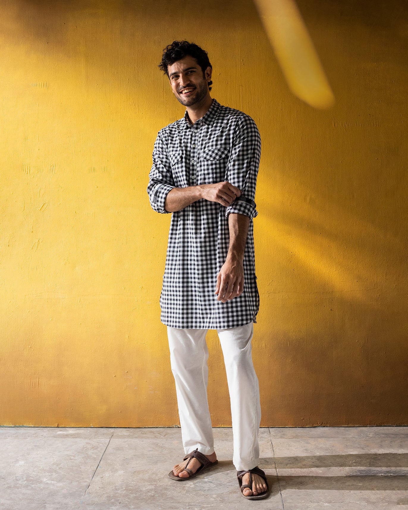 Nizamuddin Kurta - Black & White