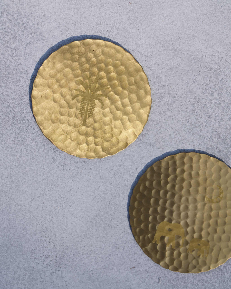 The Ele Palm Coasters close up.
