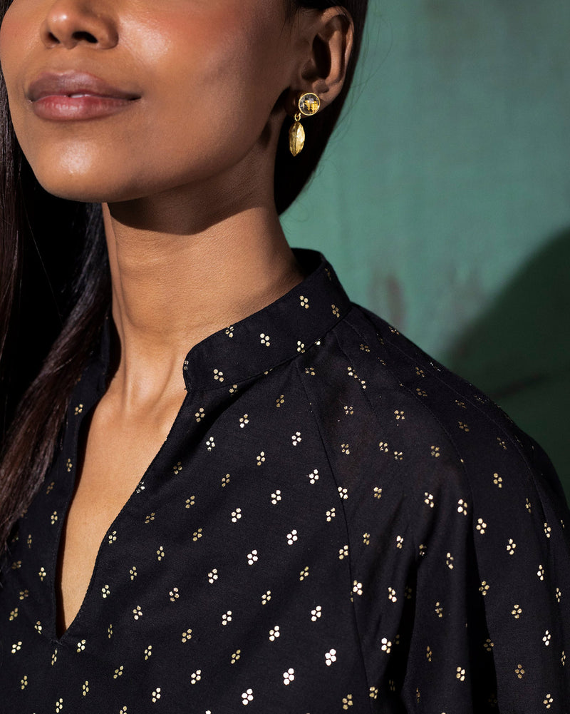 Pintuck Top - Black & Gold