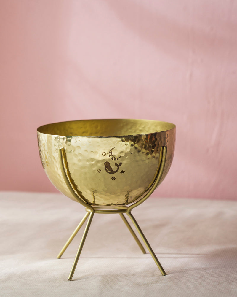 Myra Planter