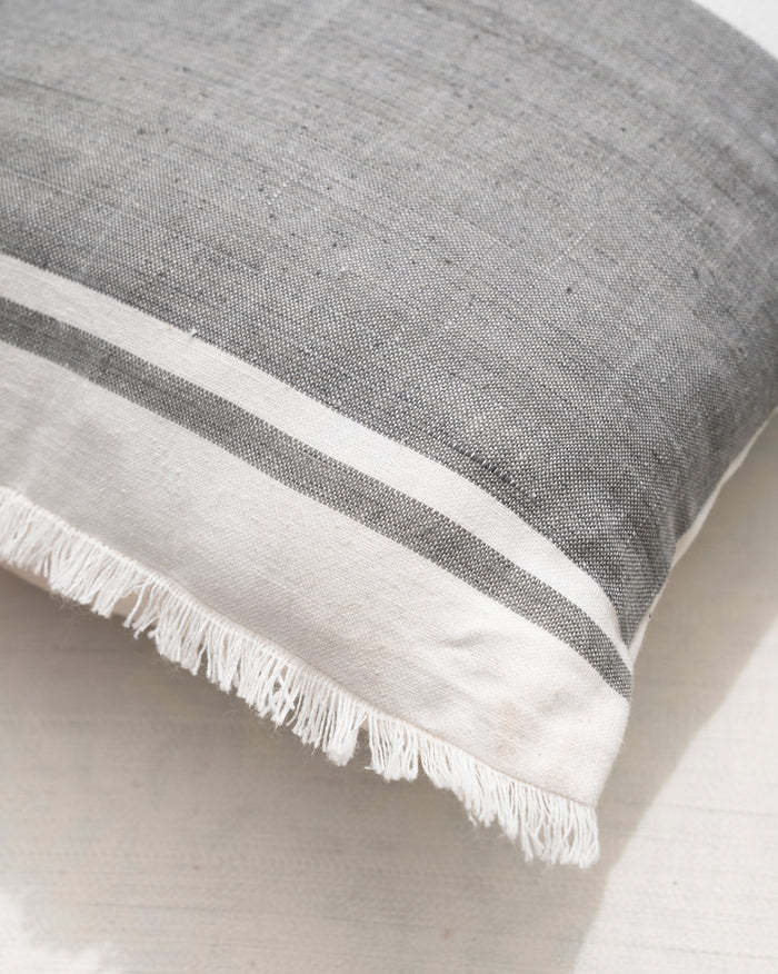 Kinnaur Lumbar Cushion Cover
