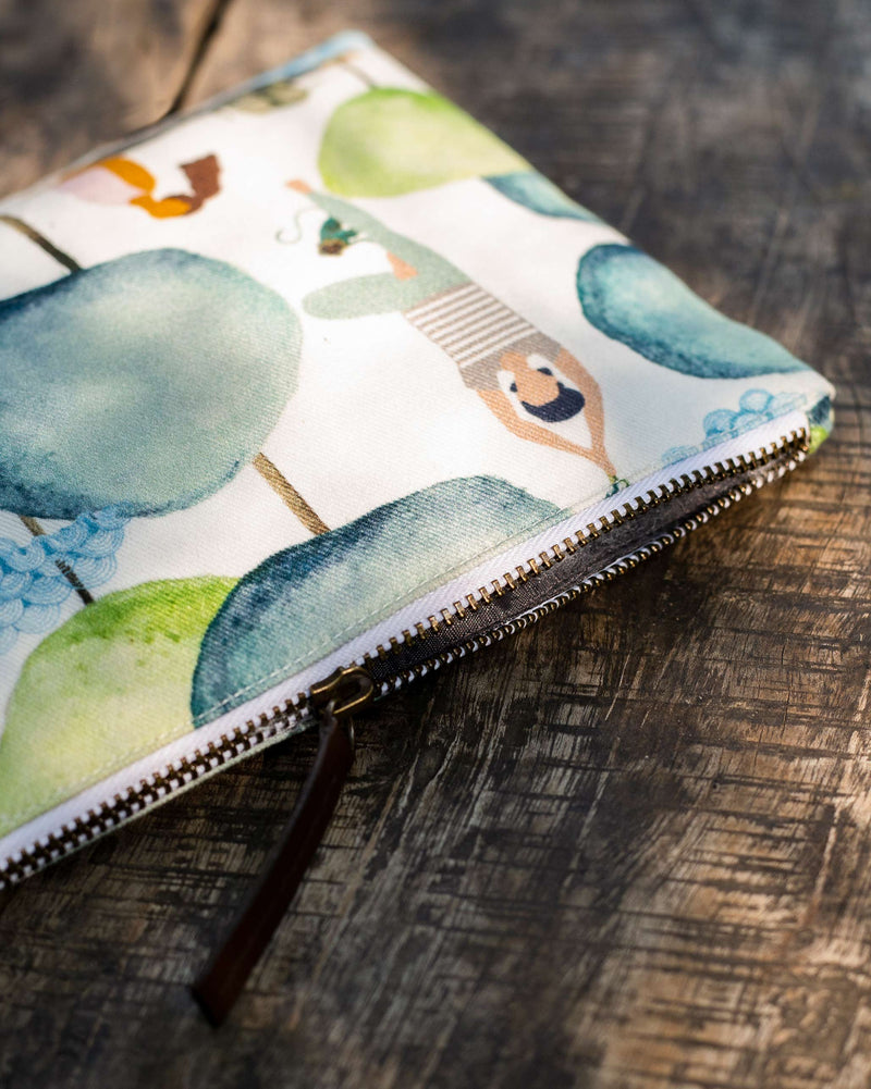 Feliz Midi Pouch - Multi Color