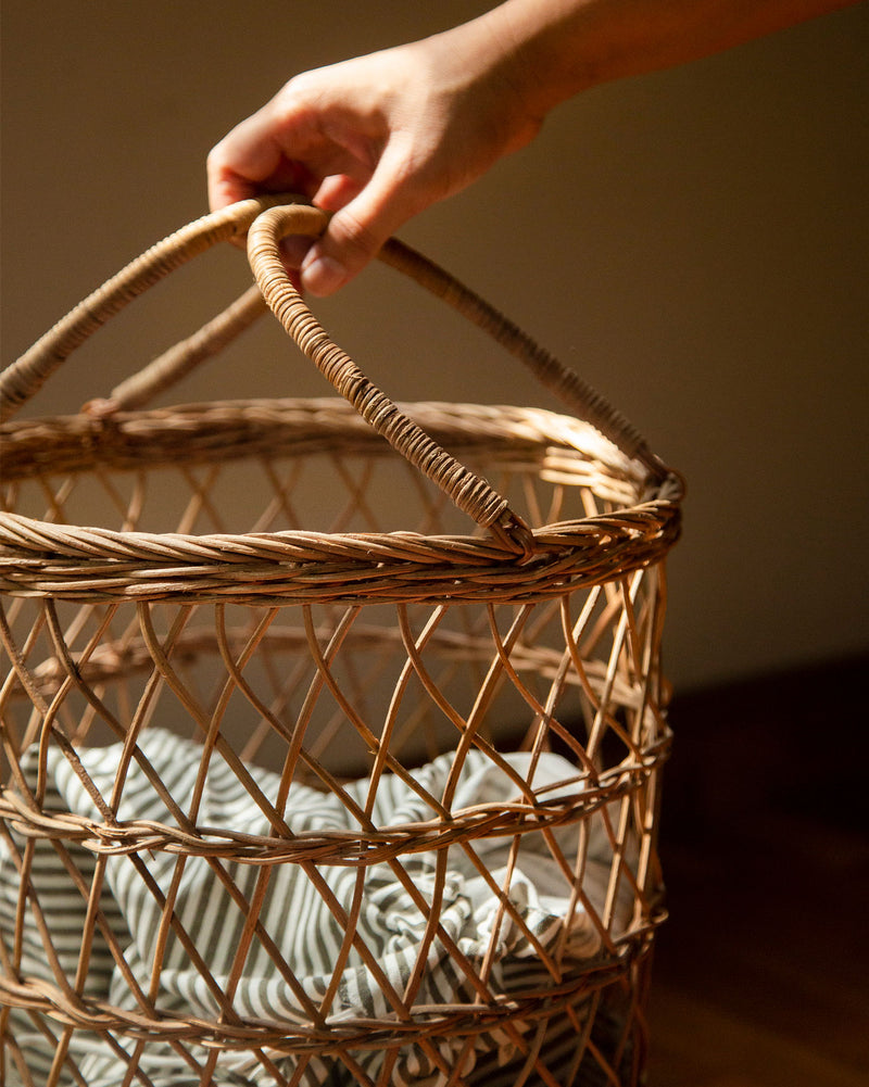Rattan Laundry Basket with Bag