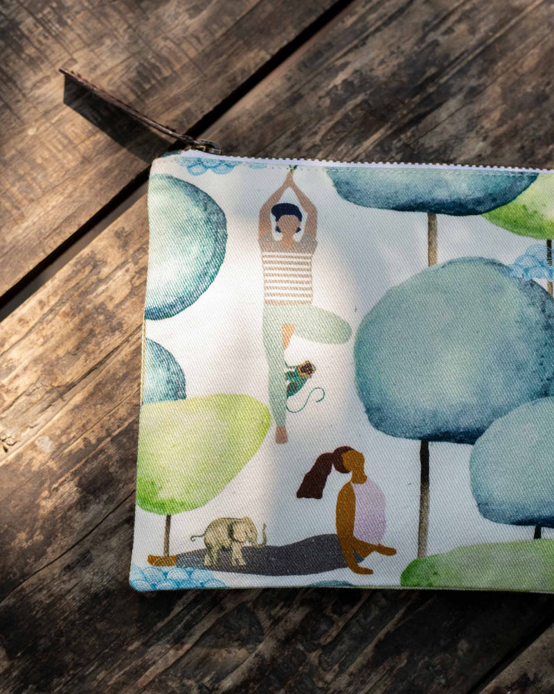 Feliz Midi Pouch - Multi Color