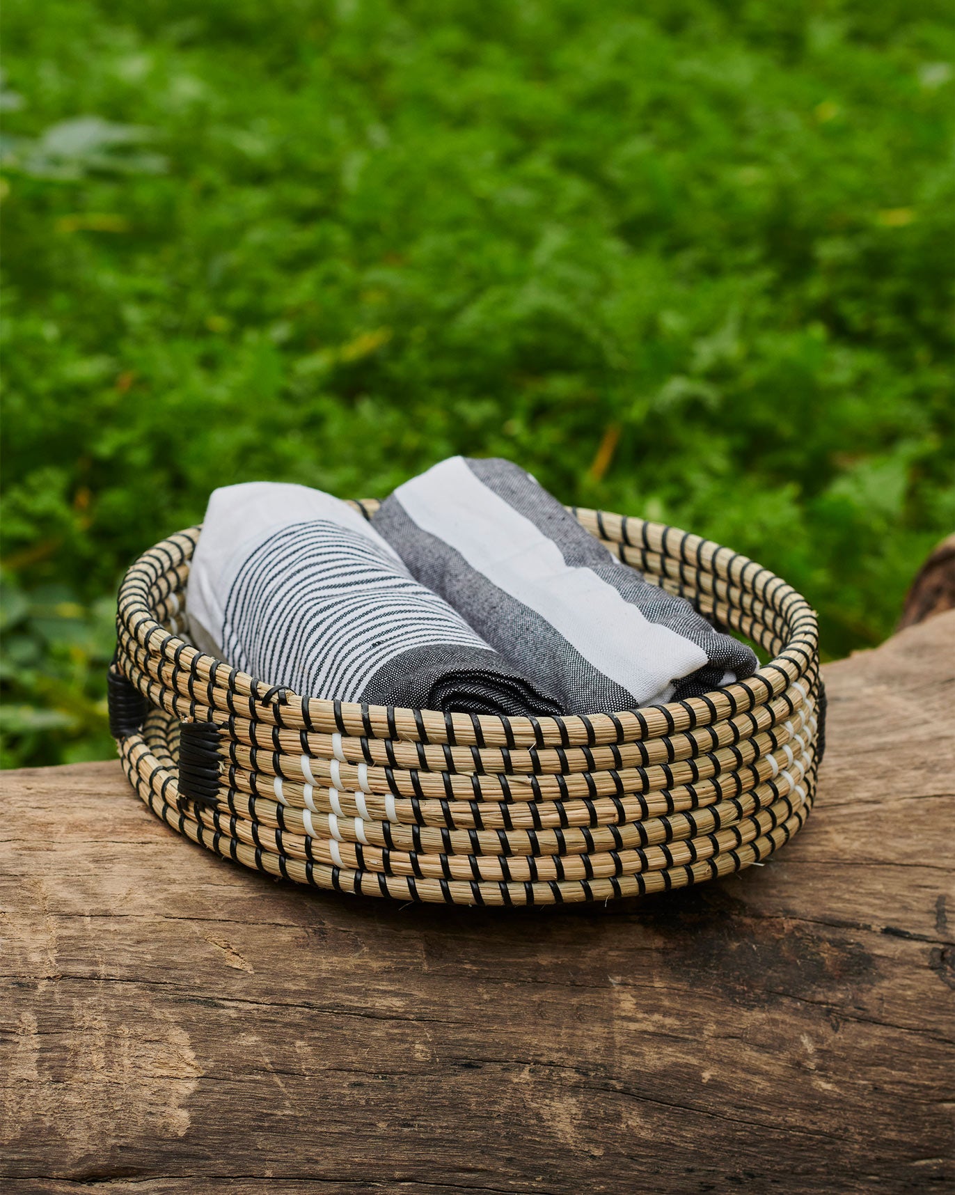 Waadi Basket Tray
