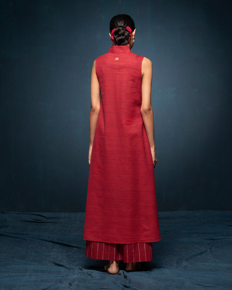 Sleeveless High Neck Kurta - Red