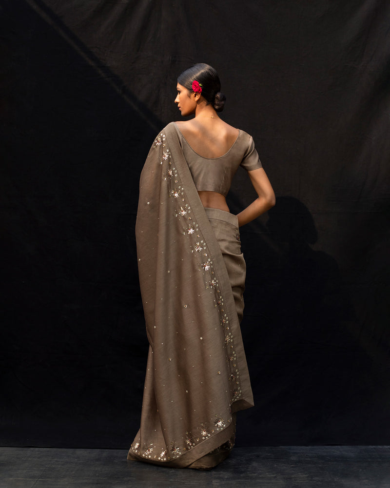 Galaxy Sari- Oak Brown & Gold