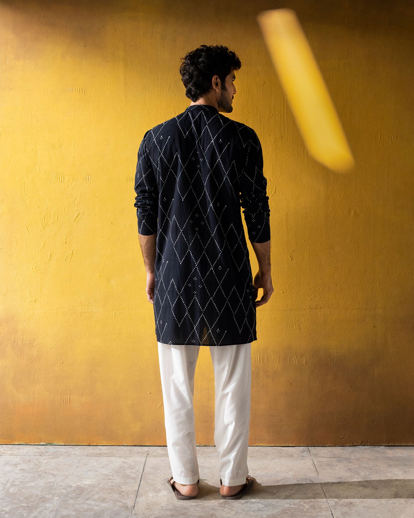 Colombo Kurta - Black & Ivory