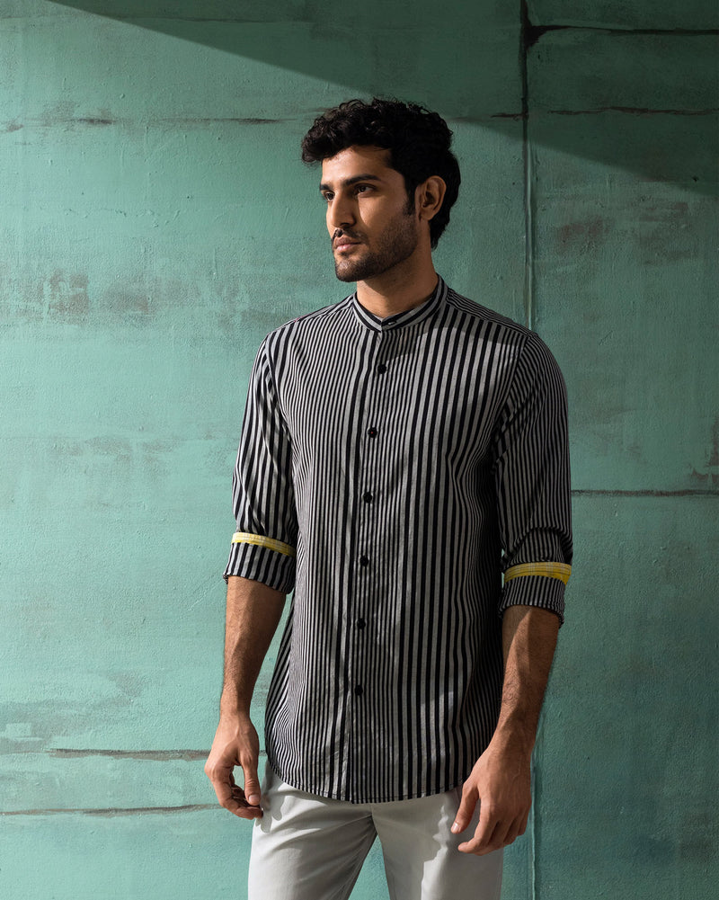 Neil Stripe Shirt - Black & Grey