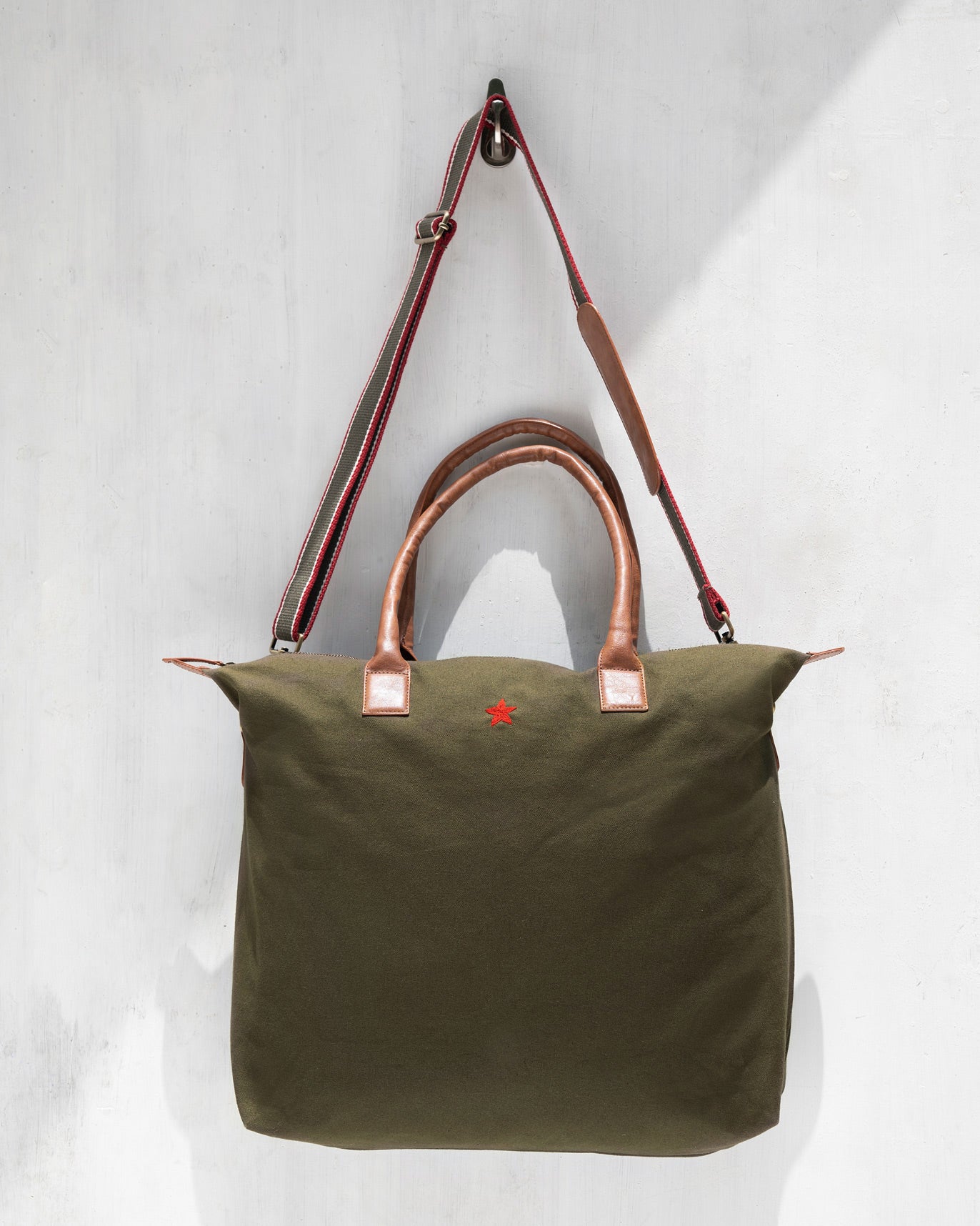 Traveller Tote - Olive Night