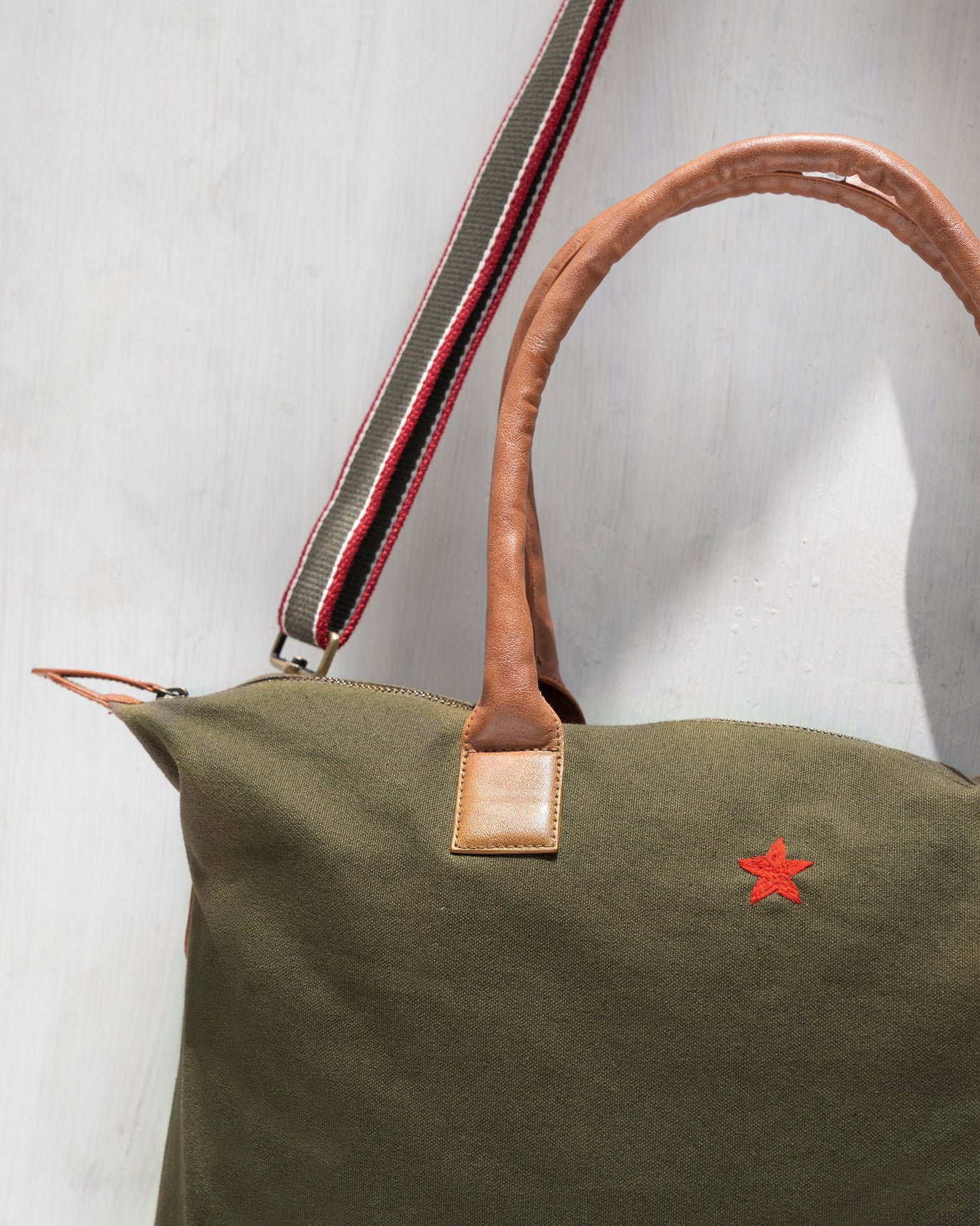 Traveller Tote - Olive Night