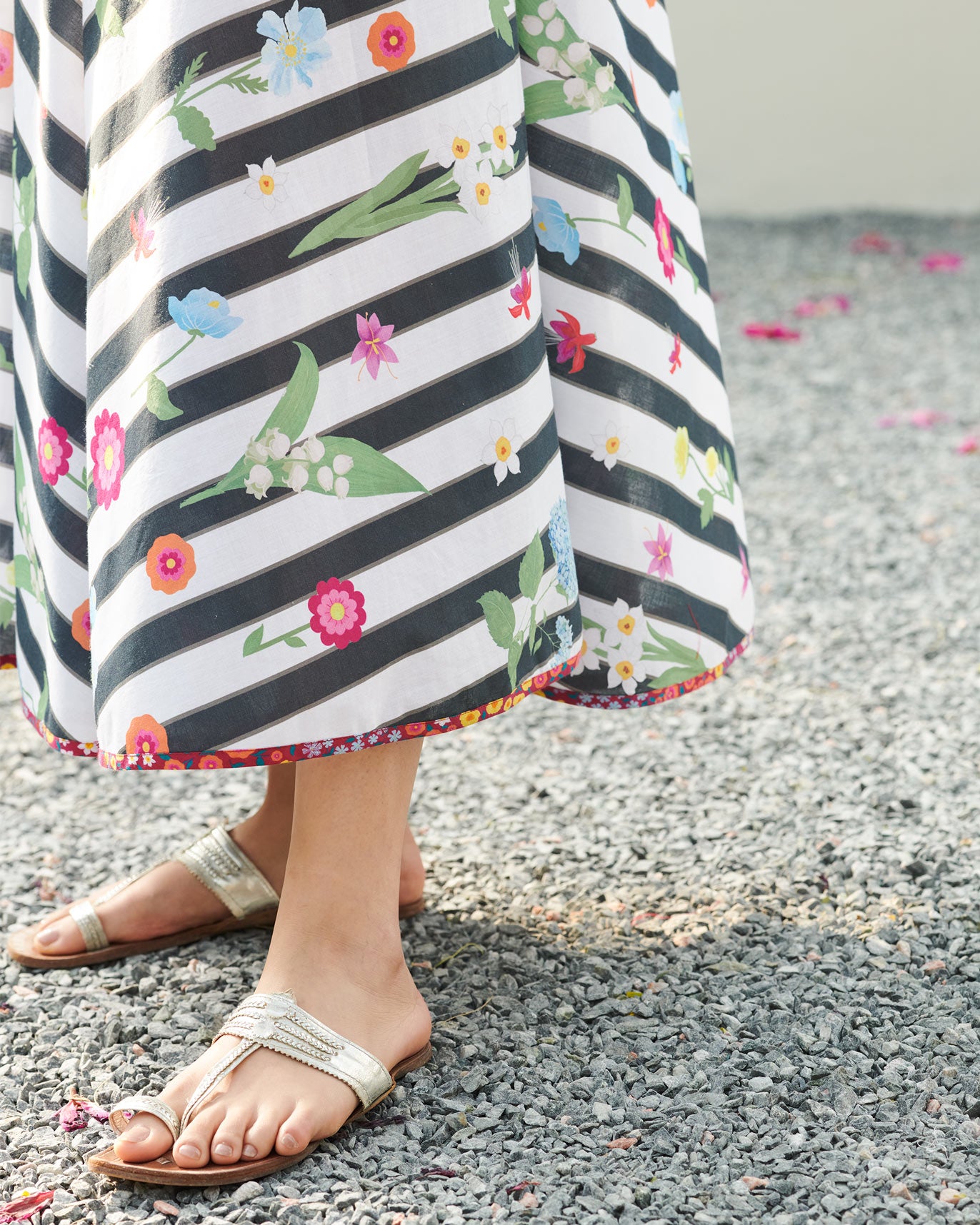 V-Neck Strappy Dress - White & Black